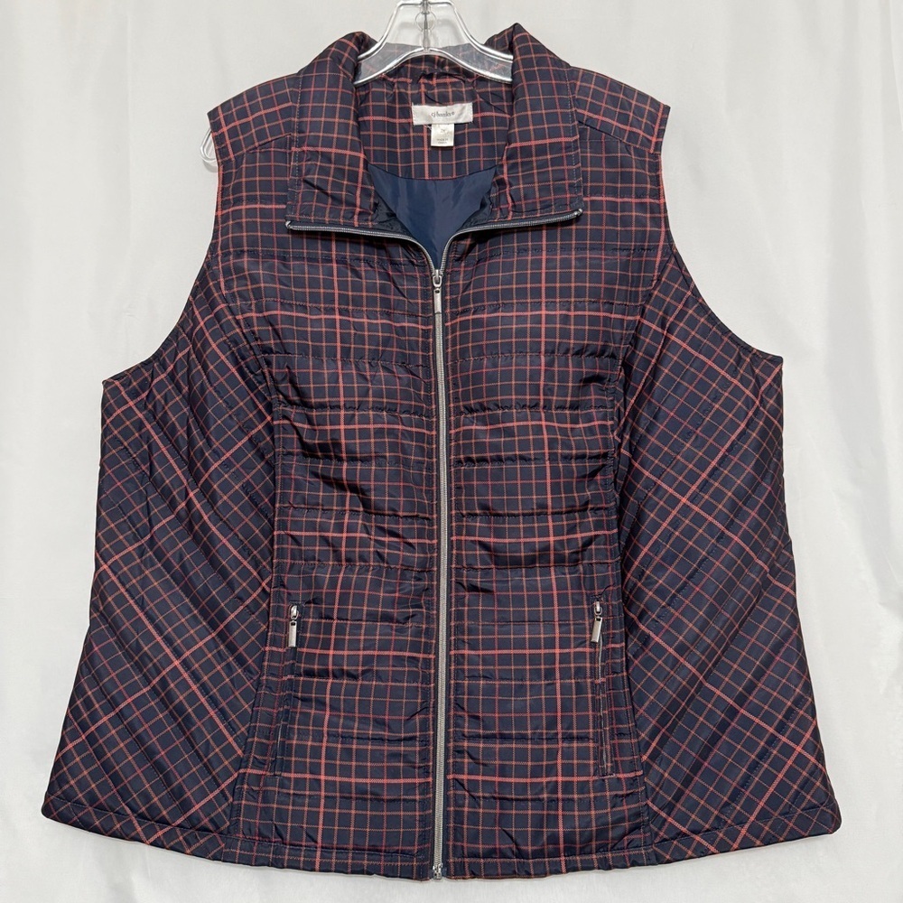 CJ Banks Puffer Vest in Navy and Red, size 2X, NWOT